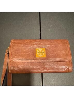 Tory Burch Brown Leather Wristlet Wallet Clutch